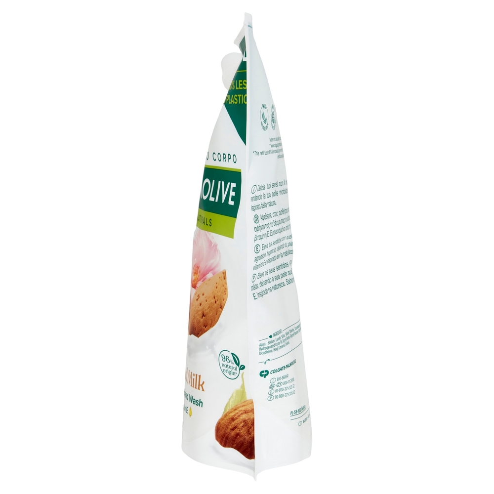Palmolive ricarica sapone liquido mani Naturals latte e mandorla 900 ml